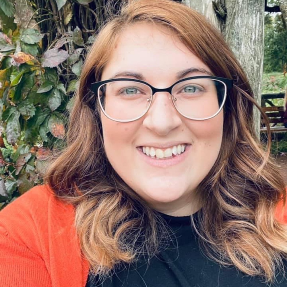 Meet your Posher, Dominique